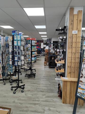 murs commerciaux 106m2 au coeur de penestin