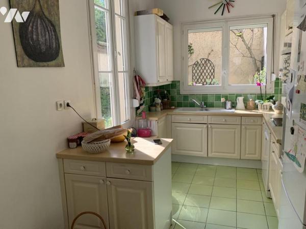 PARTICULIER REMOIS / CARACTERE / JARDIN / CENTRE REIMS