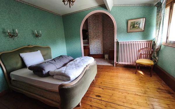 Maison à vendre    4 pièces • 260 m2 Péronne