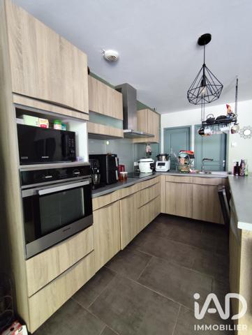 Maison à vendre 7 pièces 142 m² Lhuître
