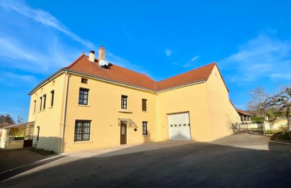 Maison 176m avec 250m2 dépendances et piscine
