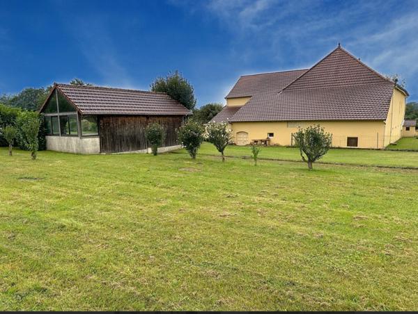 Maison 176m avec 250m2 dépendances et piscine