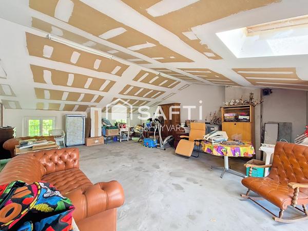 Bastide provençale de 335 m² avec annexes et piscine