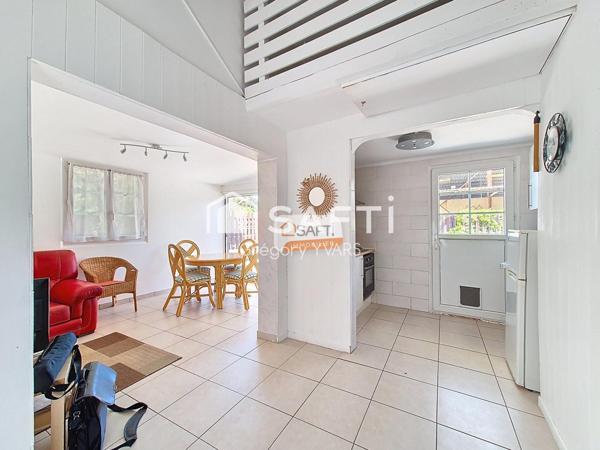 Bastide provençale de 335 m² avec annexes et piscine