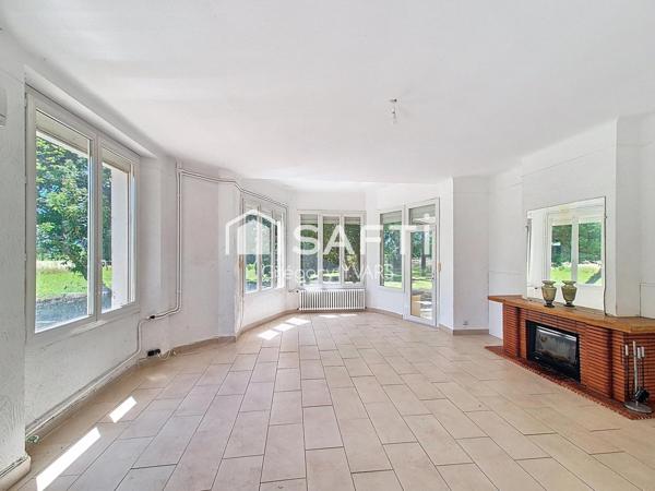 Bastide provençale de 335 m² avec annexes et piscine