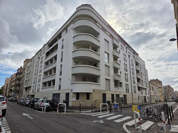 Vente Box 16m² dans résidence sécurisée - Le Camas