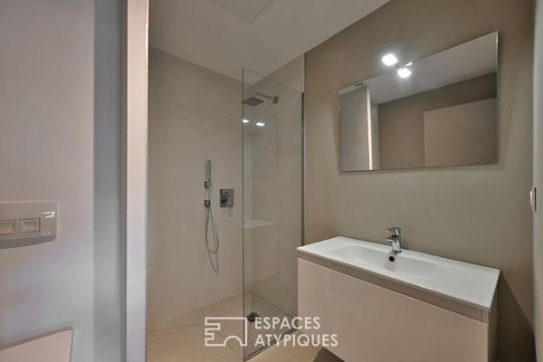 Maison d’architecte contemporaine avec piscine et garage
