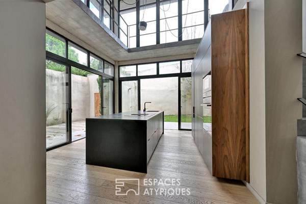 Maison d’architecte contemporaine avec piscine et garage