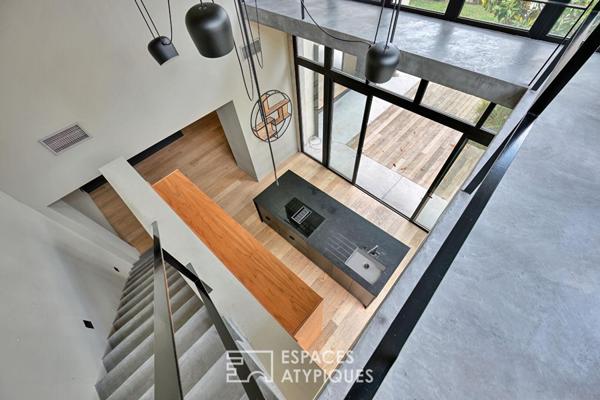 Maison d’architecte contemporaine avec piscine et garage