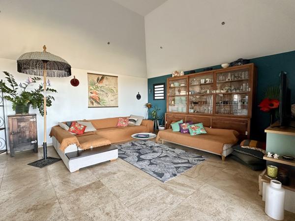 Villa de standing vue mer imprenable – La Saline / Trou d’Eau