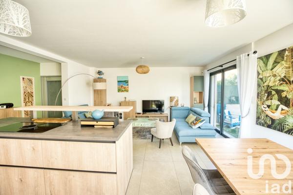 Maison traditionnelle 6 pièces de 139 m² à Bandol (83150)