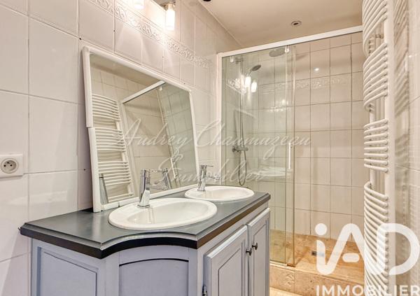 Maison à vendre 10 pièces 243 m² Orsay