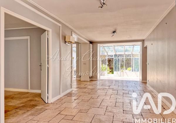Maison à vendre 10 pièces 243 m² Orsay