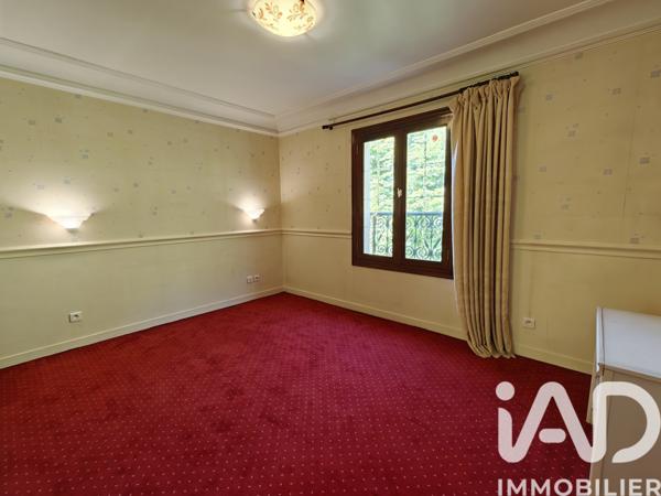 Maison à vendre 10 pièces 358 m² Saint-Maur-des-Fossés