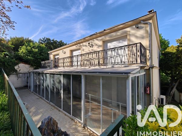 Maison à vendre 10 pièces 358 m² Saint-Maur-des-Fossés