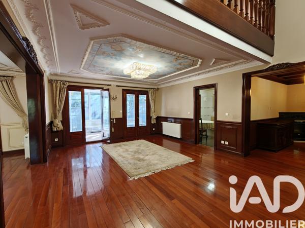 Maison à vendre 10 pièces 358 m² Saint-Maur-des-Fossés