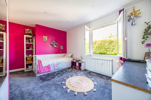 Maison
         7 pièces
        - 180 m² Exclusivité