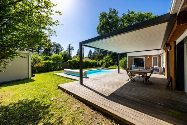 Maison
         7 pièces
        - 180 m² Exclusivité