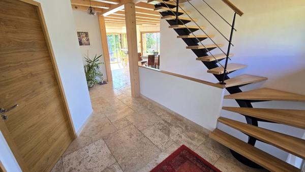 Chalet moderne et chaleureux  de 156 m² habitables sur 1330 m² de terrain