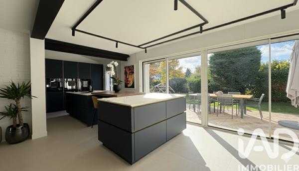 Maison à vendre 7 pièces 150 m² Lésigny