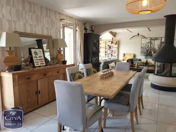 Maison à vendre 5 pièces 167m² Surville (14130)