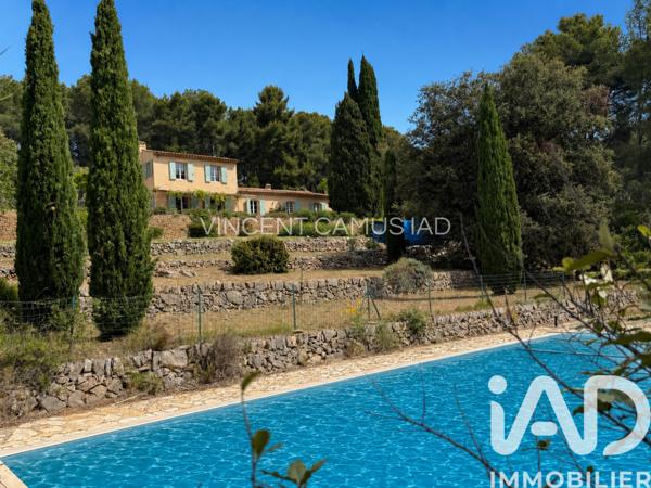 Maison à vendre 7 pièces 157 m² Sanary-sur-Mer