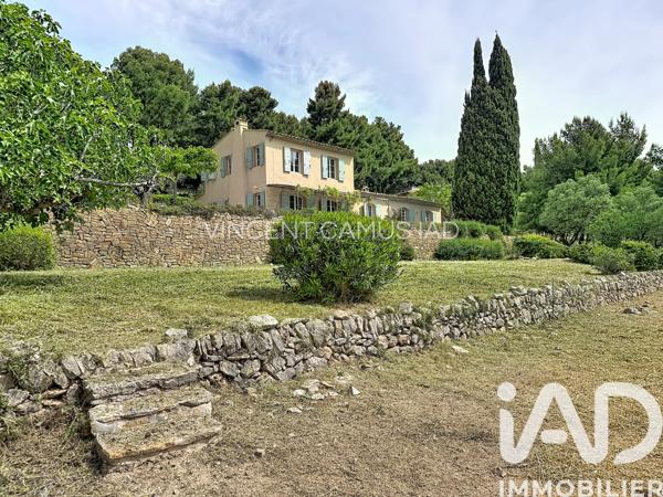 Maison à vendre 7 pièces 157 m² Sanary-sur-Mer
