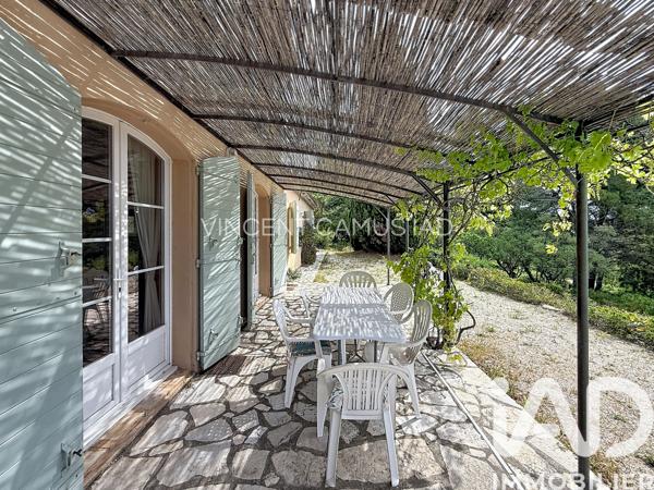 Maison à vendre 7 pièces 157 m² Sanary-sur-Mer