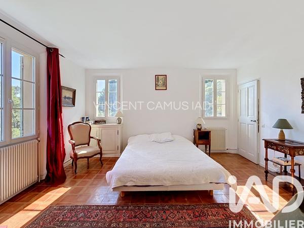 Maison à vendre 7 pièces 157 m² Sanary-sur-Mer