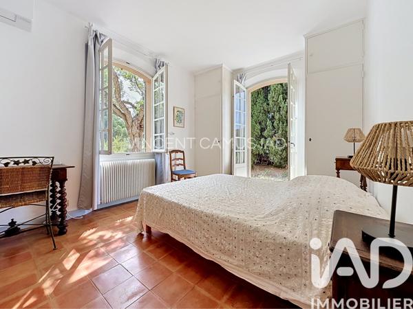 Maison à vendre 7 pièces 157 m² Sanary-sur-Mer