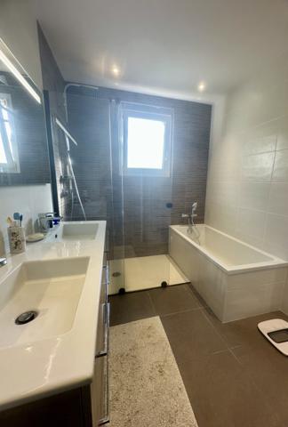Maison
         7 pièces
        - 190 m² 335 000 € *
