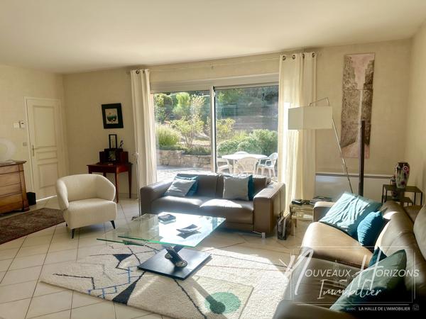 Maison
         7 pièces
        - 190 m² 335 000 € *