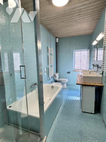 Montbonnot‑Saint‑Martin – Maison de village 6 pièces – 128 m² – Charme, potentiel et annexes