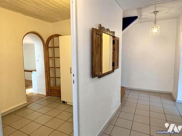 Montbonnot‑Saint‑Martin – Maison de village 6 pièces – 128 m² – Charme, potentiel et annexes