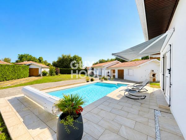 Propriété à Parentis en Born de 2 maisons !