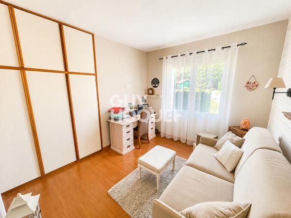 Propriété à Parentis en Born de 2 maisons !