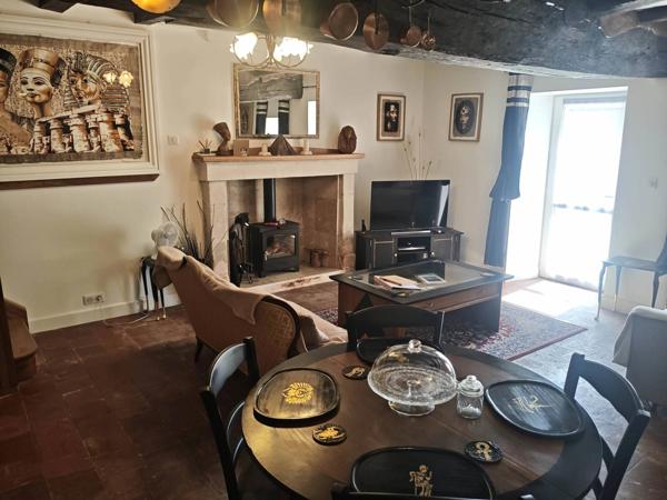 Charmante maison 4 chambres avec piscine à Dercé