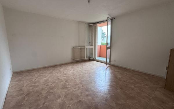 Appartement à vendre    1 pièce •  Toulouse