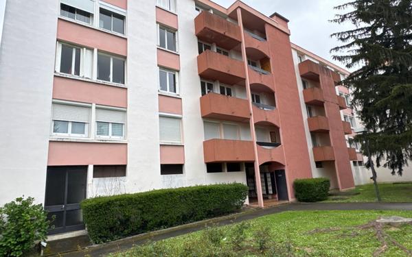 Appartement à vendre    1 pièce •  Toulouse