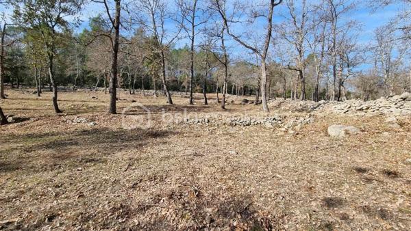 Terrain de 10 520 m²