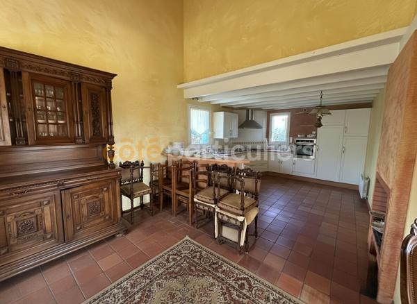 Vente Maison144 m² - 8 Pièces - SAINT LAURENT SUR SEVRE (85290)