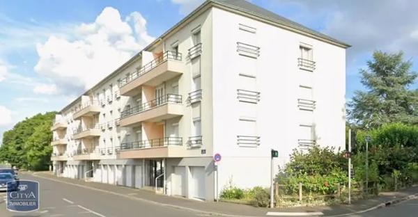 Appartement à louer 3 pièces 68.42m² Tours (37100)