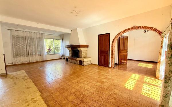 Maison à vendre    6 pièces •  Le Tampon