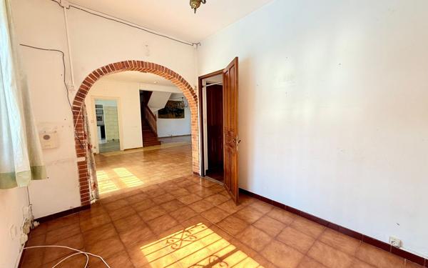 Maison à vendre    6 pièces •  Le Tampon