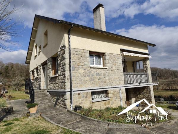Maison familiale avec 6 chambres + grand terrain de 3430 m²