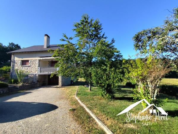 Maison familiale avec 6 chambres + grand terrain de 3430 m²