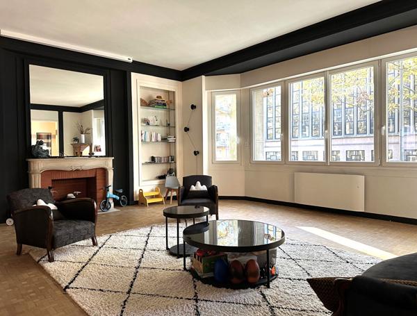 Lille Liberté/Quai du Wault, splendide Appartement bourgeois de 205,4 m² Lille Lille Liberté/Quai du Wault, splendide Appartement bourgeois de 205,4 m² Lille