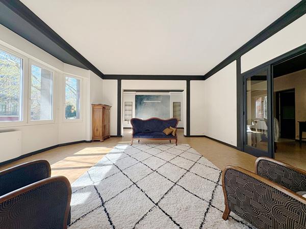 Lille Liberté/Quai du Wault, splendide Appartement bourgeois de 205,4 m² Lille Lille Liberté/Quai du Wault, splendide Appartement bourgeois de 205,4 m² Lille