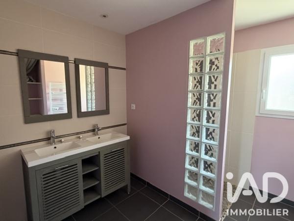 Maison à vendre 4 pièces 99 m² Exireuil