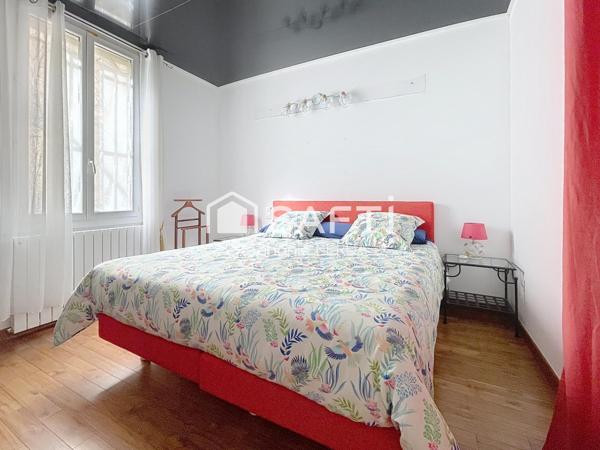 REZ DE JARDIN DE 78M2 AVEC DEPENDANCE